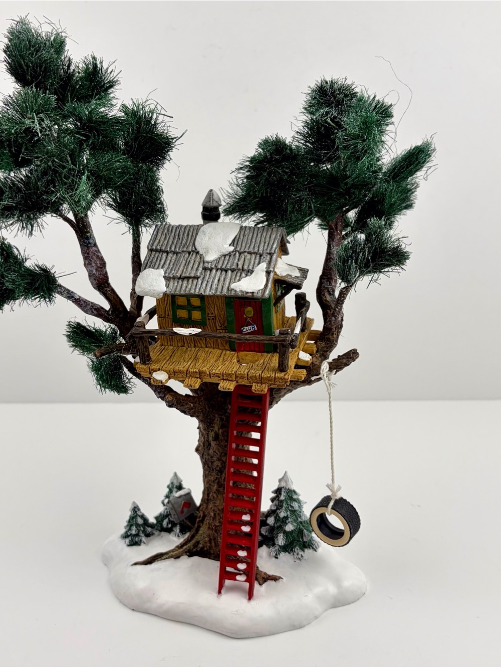 Department 56 the Original Snow Village 'Treetop Tree House' Handpainted Resin
